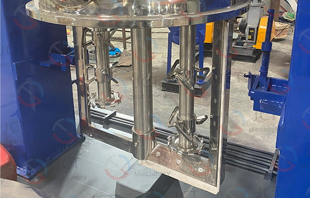 triple shaft mixer