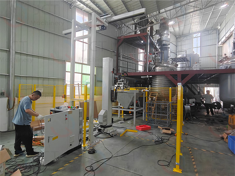 Система подачи роботизированной руки в линию по производству термоклея-расплава | JCT Machinery