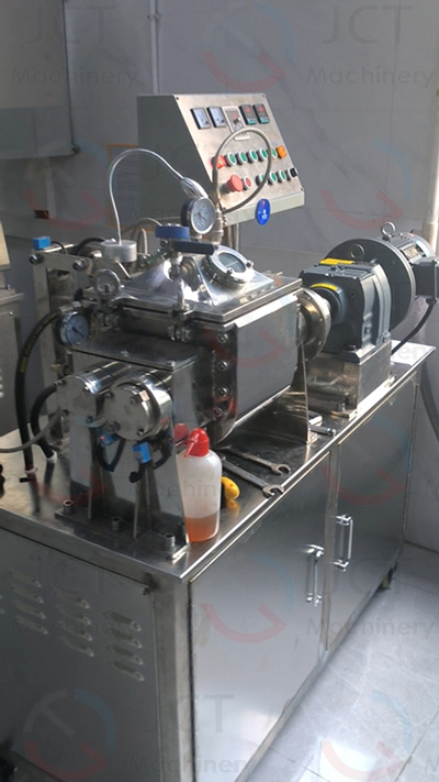 Лабораторный Z-образный лопастной смеситель объемом 5 л Лабораторный Z-образный лопастной смеситель объемом 5 л